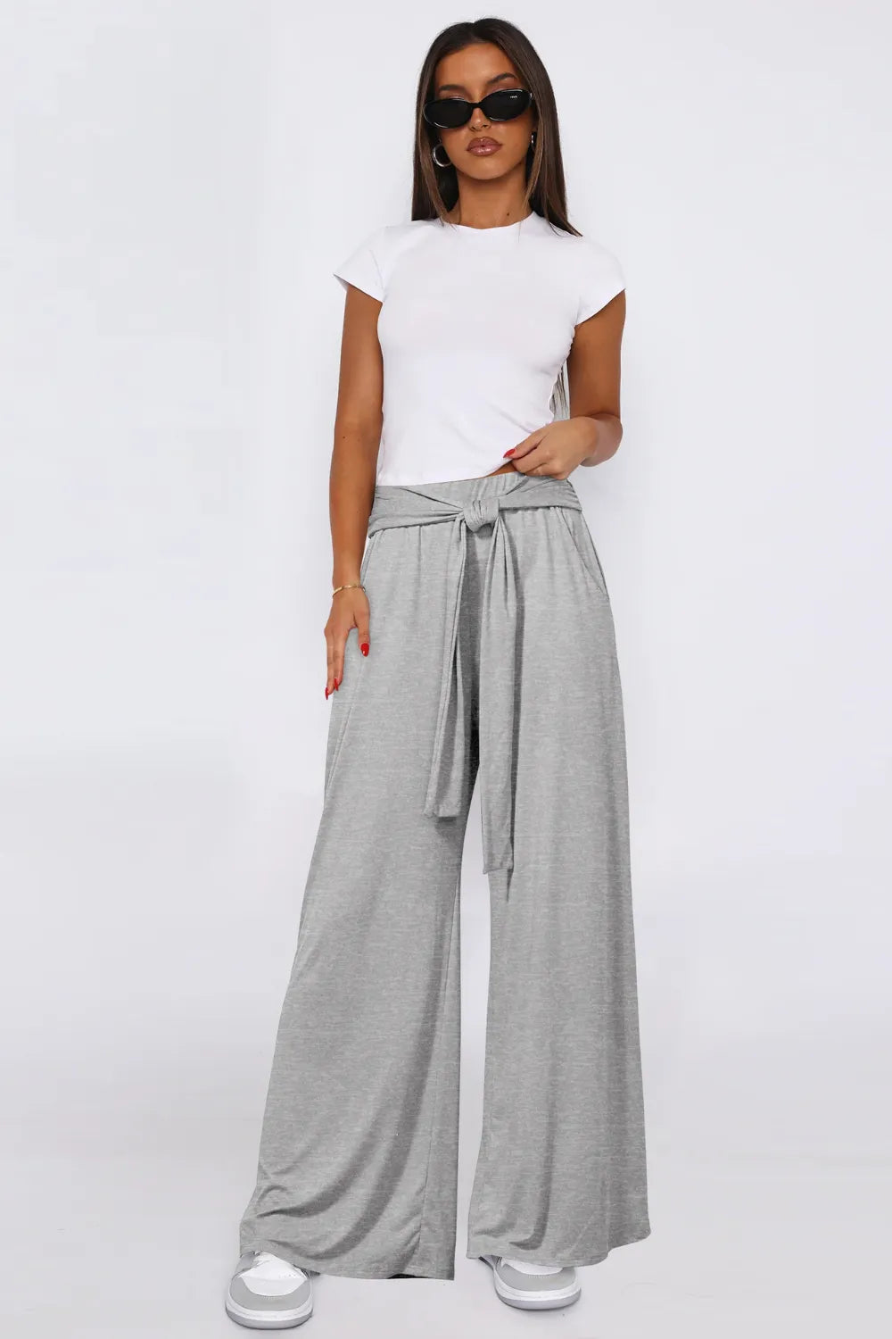 Paula – Bequeme weite hosen mit taschen und bindeffekt