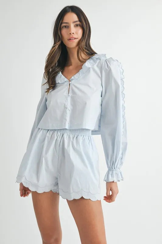 Hanna – MABLE Langarmbluse mit Muschelsaum und Shorts Set