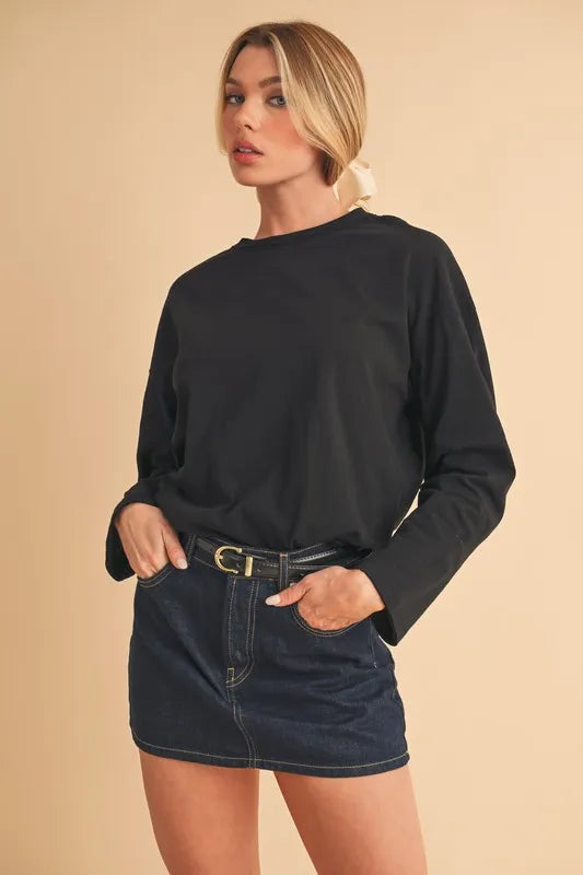 Johanna – Aemi+Co Rundhals Langarmshirt für vielseitige Styles