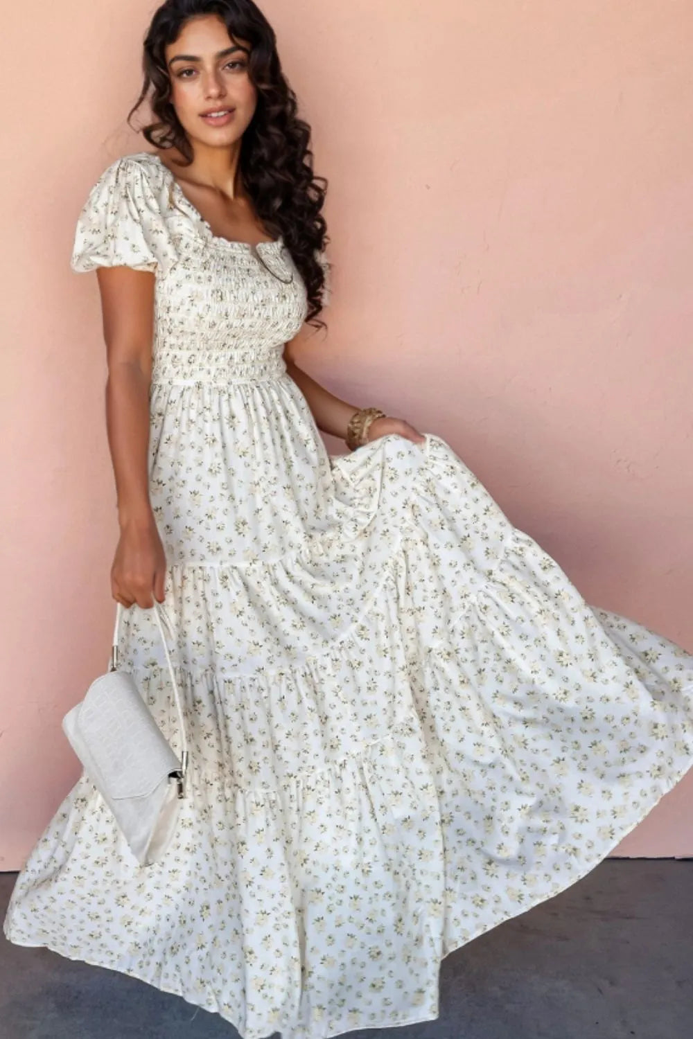 Svea – Floral smocked kurzarm maxi kleid mit puffärmeln