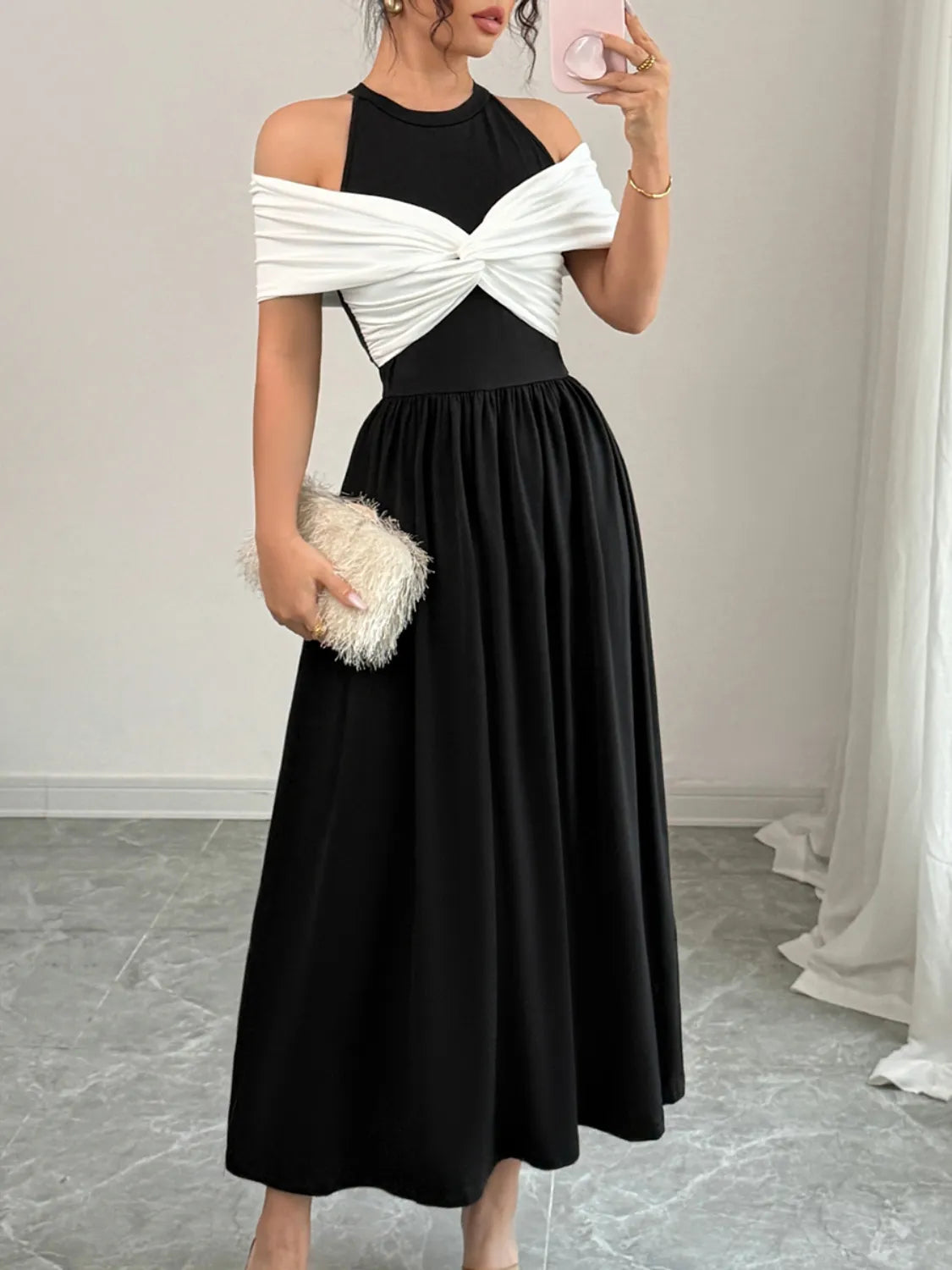Cornelia – Verspieltes midi kleid mit kältem schulterdesign