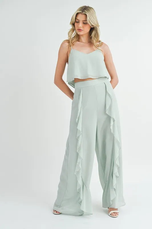 Mia – MABLE Crop Cami und Rüschenshorts Set