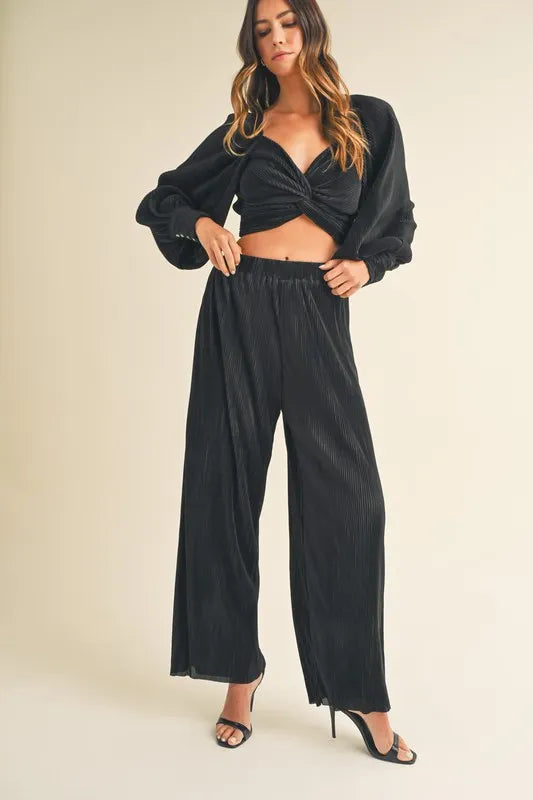 Mila – MABLE Front Twisted Langarm Top und Hosen Set
