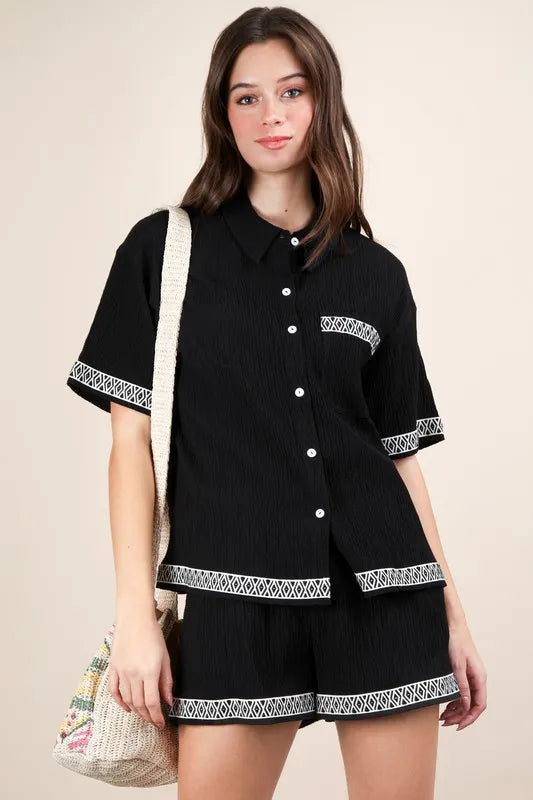 Nora – Versatile crinkled shirt top und shorts set